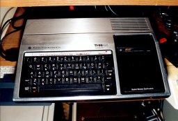 Texas Instruments TI99/4A